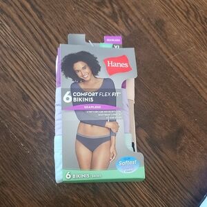 Hanes Comfort Flex Fit Bikinis in Blue and Gray SIZE XL
